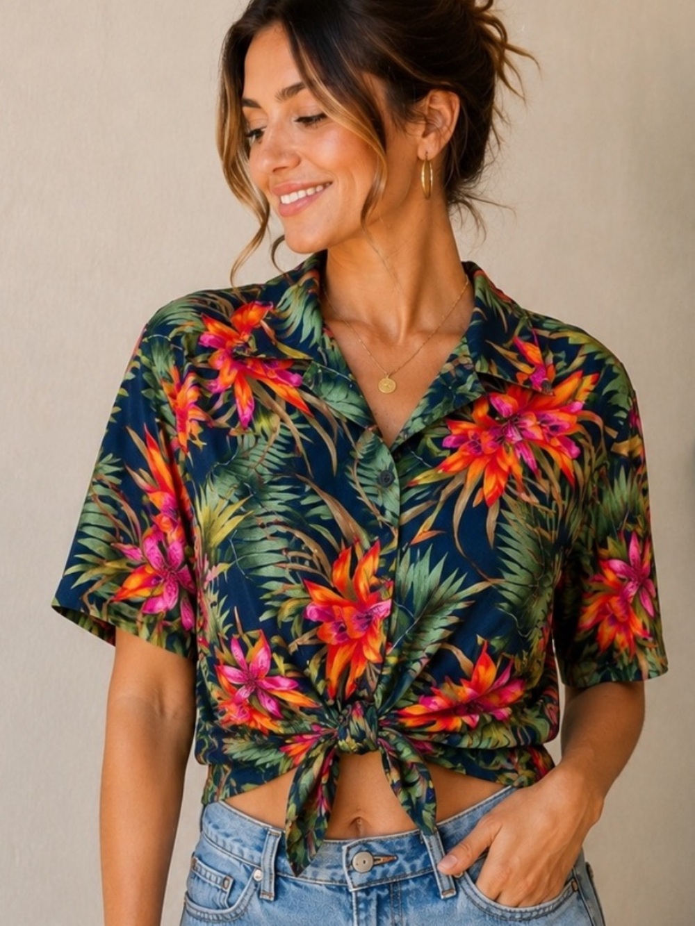 Vintage 90s Avanti Hawaiian Shirt Navy Blue Floral Tropical Viscose | Size M